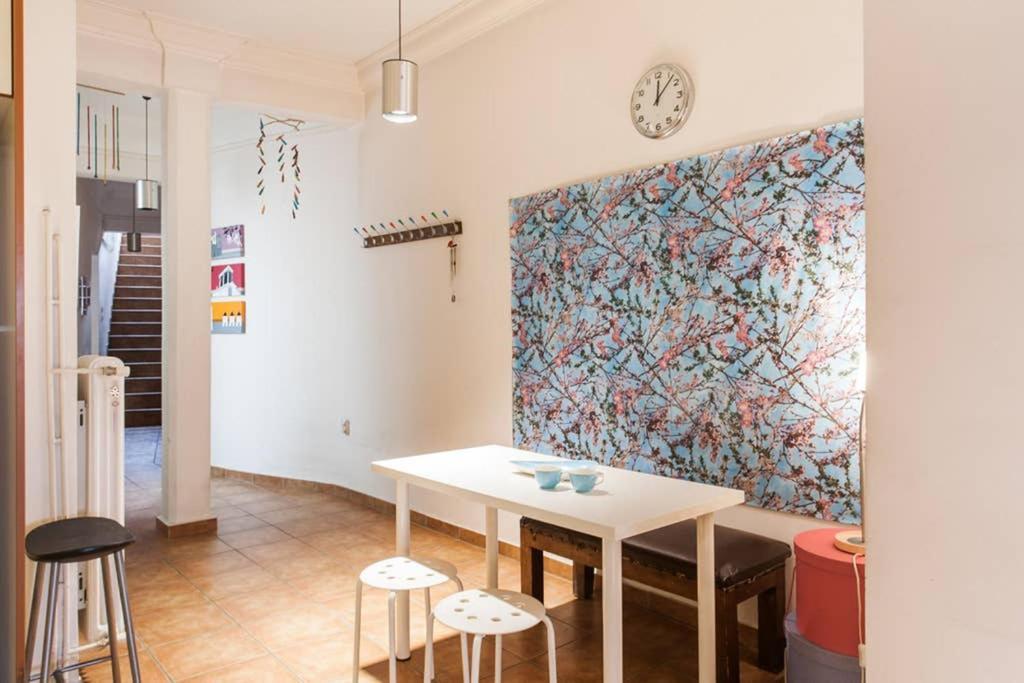 Mid Century 3 Bdr City Centre Townhouse Athena Bagian luar foto