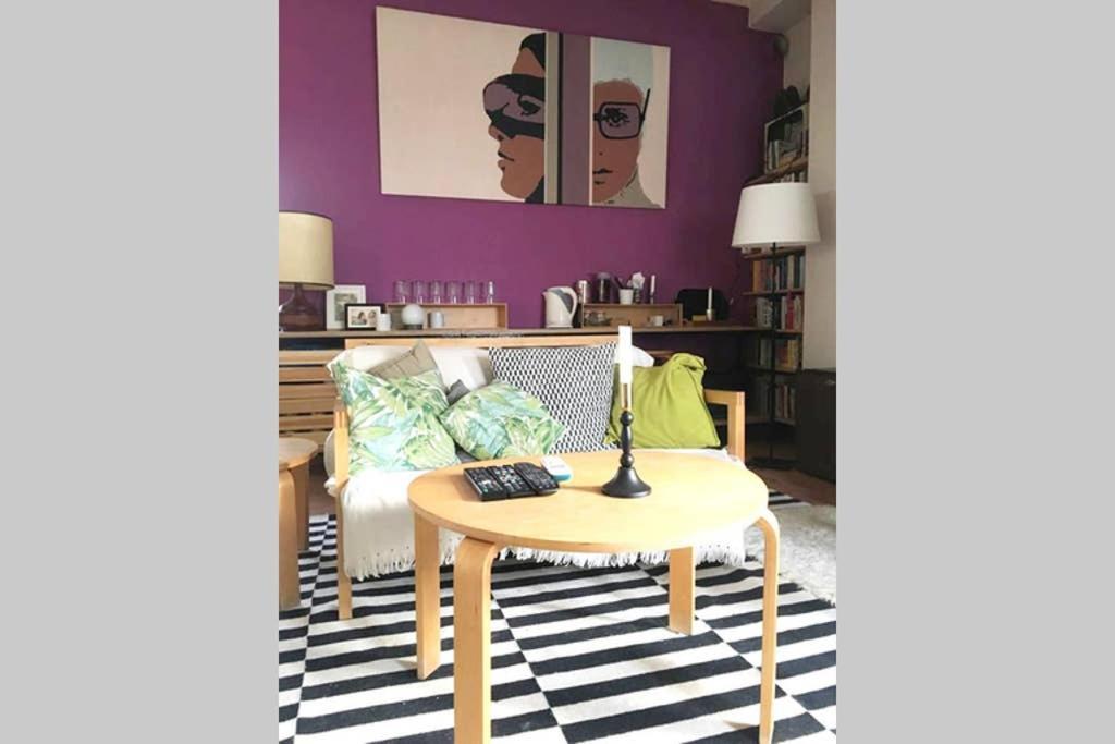 Mid Century 3 Bdr City Centre Townhouse Athena Bagian luar foto